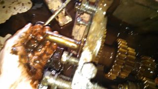 Lay Gear Shaft Removal